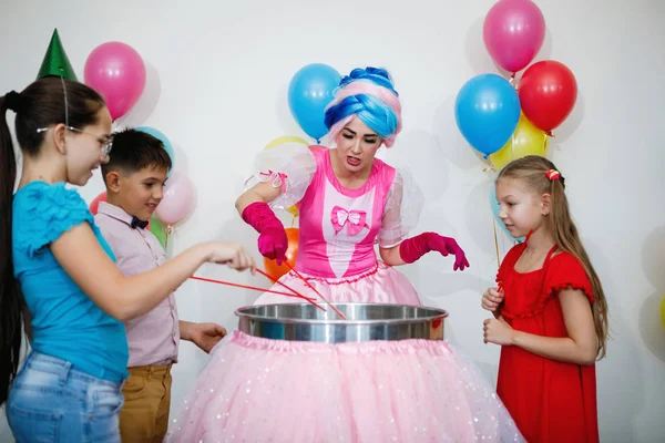 Gruppo Bambini Ragazzi Con Zucchero Filato Celebrazione Vacanza — Foto Stock