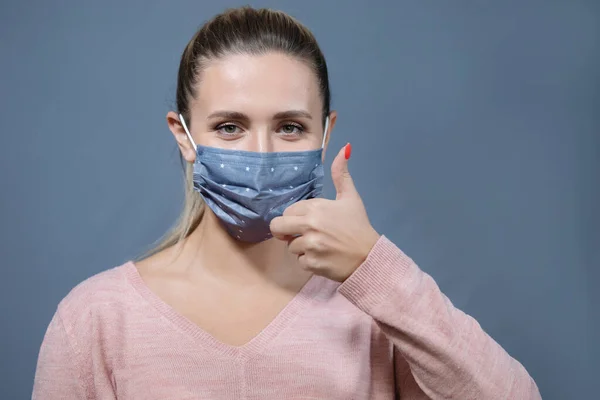 Woman Medical Mask Coronavirus Covid 2019 Ncov Symptoms Influenza Fever — Stock Photo, Image
