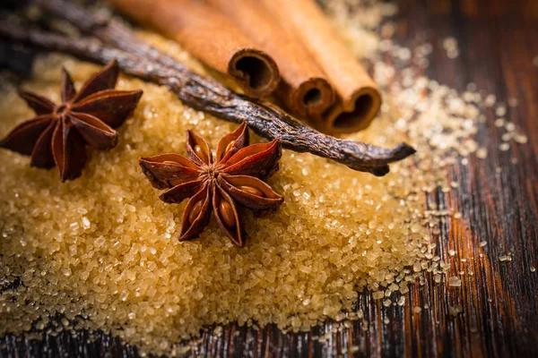 Baking ingredients and spices — Stock Photo, Image