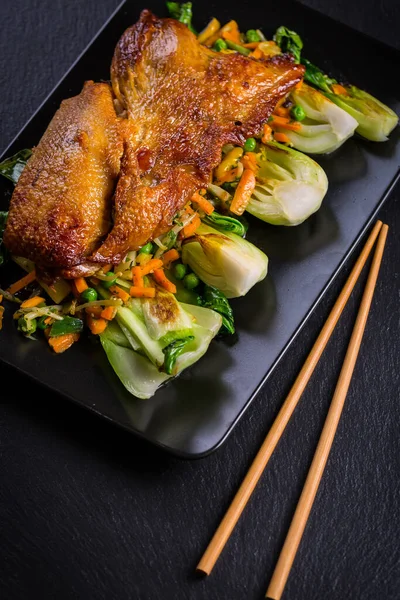 Pekín pechuga de pak choi y verduras —  Fotos de Stock