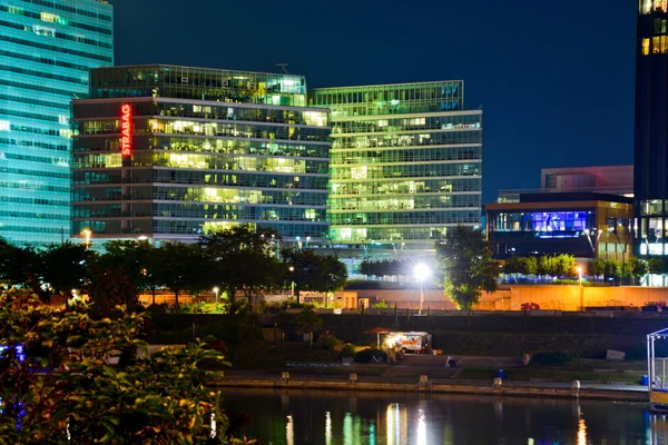 维也纳 Uno 城市夜景 — 图库照片