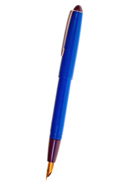 Dolma kalem beyaza izole edildi.