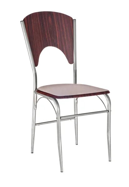 Дерево и металлический стул на белом фоне . — стоковое фото
