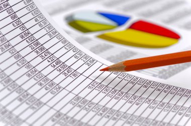 grafik tablo levha ile finans ve borsa başarısı gösteren