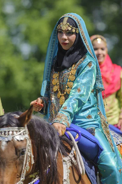 "Royal Süvari Umman" m binmek grup Arap üyeleri göster — Stok fotoğraf