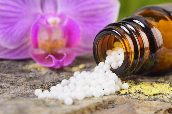 alternative medicine with herbal and homeopathic pills