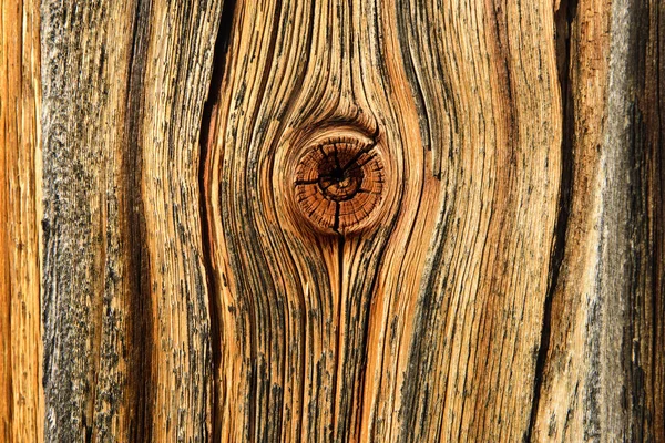 Grunge oude houten plank met textuur als achtergrond — Stockfoto