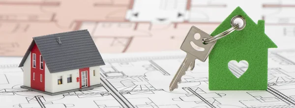 Модельний Будинок Домашній Ключ Укладання Над Планом Будівництва — стокове фото