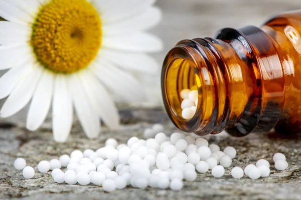 Medicina Alternativa Con Píldoras Herbales Homeopáticas — Foto de Stock