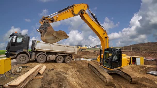 Excavadora Una Obra Construcción — Vídeo de stock