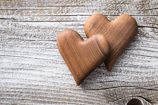 Two wooden hearts. — Stock Photo, Image