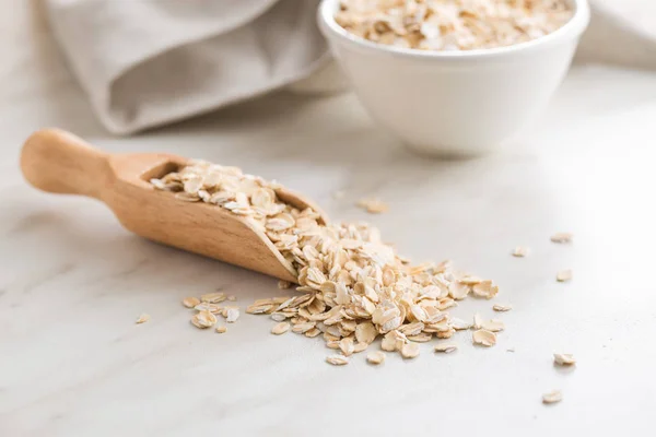 Dry rolled oatmeal. — Stock Photo, Image