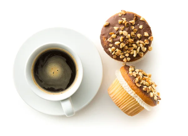 Söta hasselnöt muffins och kaffekopp. — Stockfoto