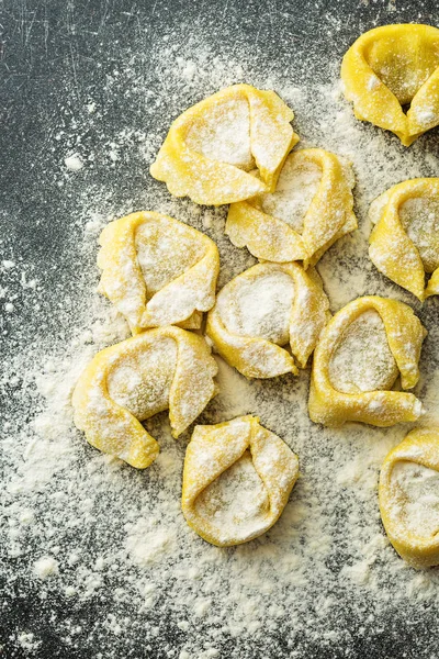 Italian traditional tortellini pasta. — Stock Photo, Image