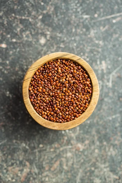 Sementes de quinoa vermelha . — Fotografia de Stock