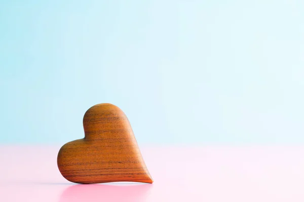 The wooden heart. — Stock Photo, Image