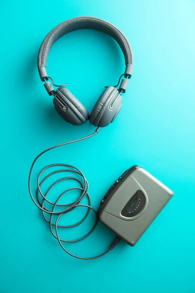 The vintage audio player and headphones. — Stock Photo, Image