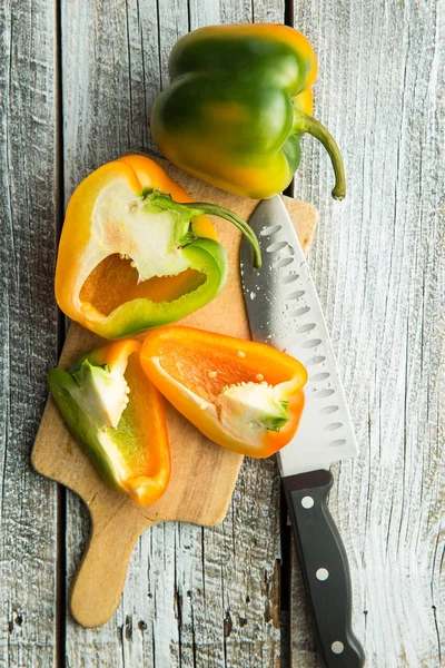 Různobarevné papriky. — Stock fotografie