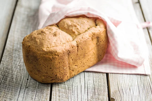 Pan integral casero — Foto de Stock