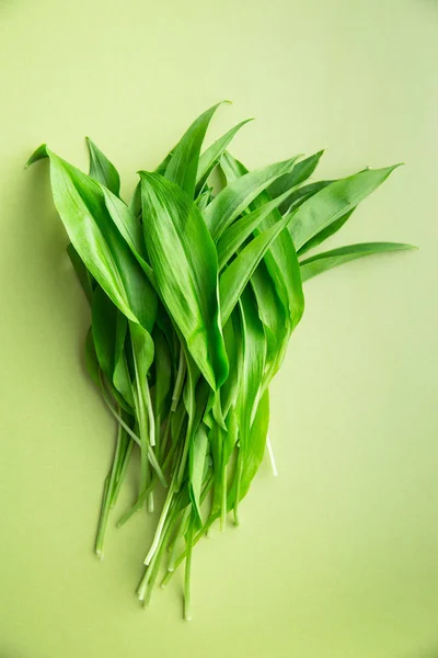 Ramson or wild garlic leaves — Stock Photo, Image