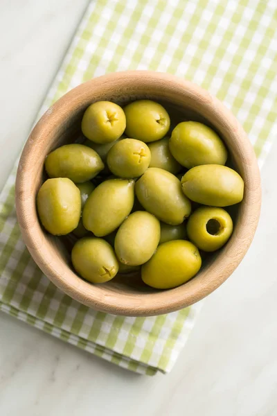 Les olives vertes . — Photo