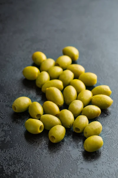 The green olives. — Stock Photo, Image