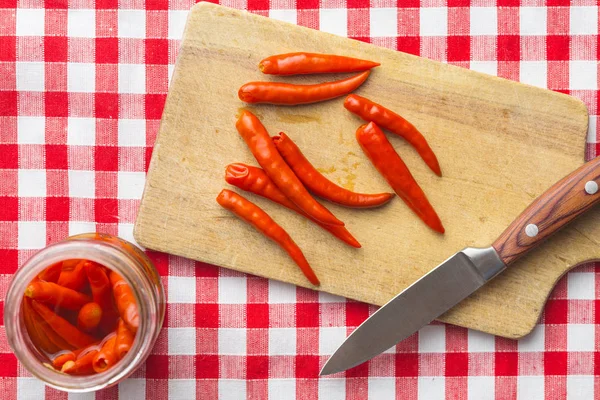 Chiles en escabeche . —  Fotos de Stock