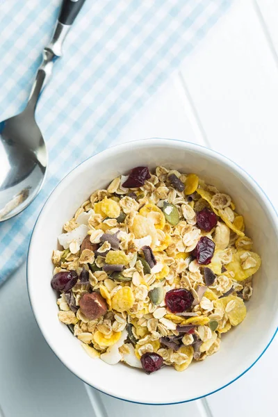 Tasty homemade muesli with nuts. — Stock Photo, Image