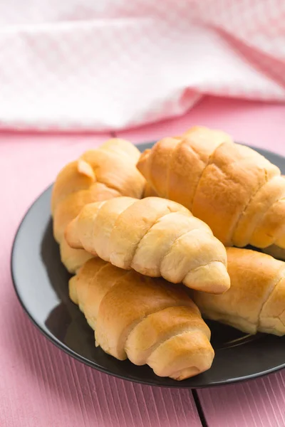 Chutné sladké croissanty. — Stock fotografie