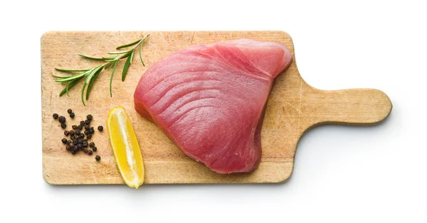 Fresh raw tuna steak. — Stock Photo, Image