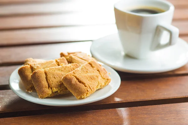 Sweet cookies and coffee cup. — Stock Photo, Image
