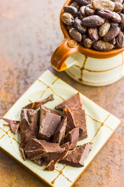 Темный шоколад и какао . — стоковое фото