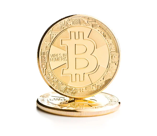 Bitcoins dorados. Moneda de criptomoneda . — Foto de Stock