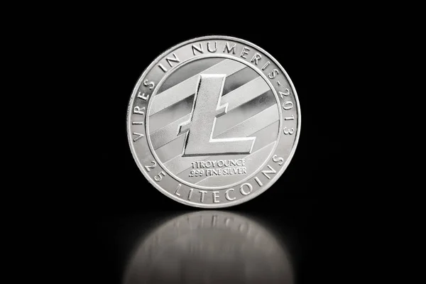 Stříbrné litecoin. — Stock fotografie