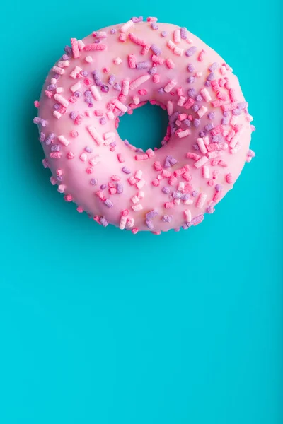 En rosa donut. — Stockfoto