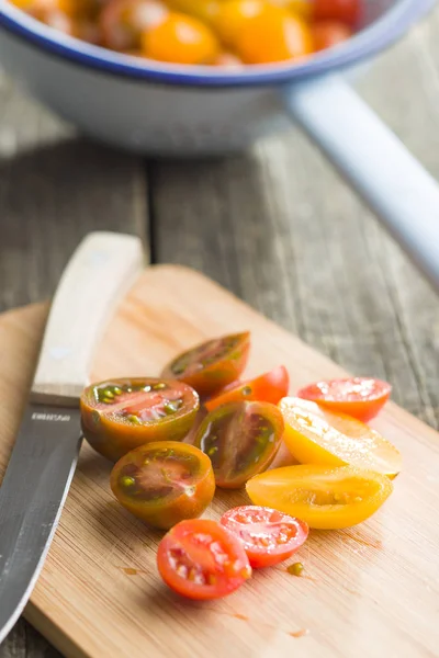 Leckere Kirschtomaten. — Stockfoto