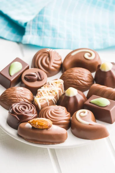 Gemengde Belgische pralines. Chocolade truffels. — Stockfoto