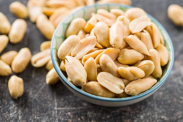 Salty roasted peanuts. — Stock Photo, Image