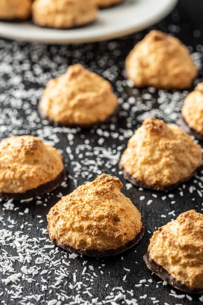 Kokosnusskekse mit Schokolade. — Stockfoto