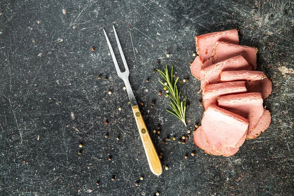 Carne asada en rodajas. Carne fresca sabrosa . —  Fotos de Stock