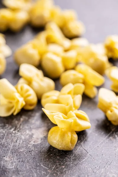 Italian stuffed pasta. Sacchettini pasta. — Stock Photo, Image