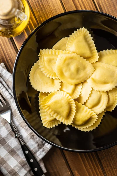 Italian stuffed pasta. Panzerotti pasta — Stock Photo, Image