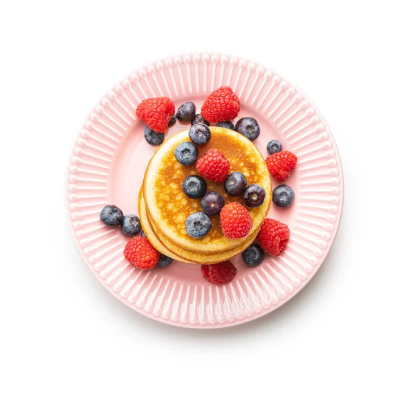 Sweet homemade pancakes with blueberries and raspberries. — Stock Photo, Image