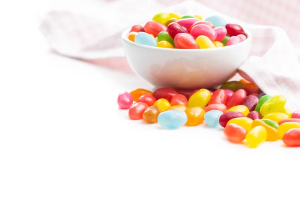 Fruitige Jellybeans Lekkere Kleurrijke Jelly Beans Kom Geïsoleerd Witte Achtergrond — Stockfoto