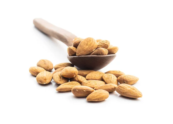 Sušené Mandle Ořechy Dřevěné Lžíce Izolované Bílém Pozadí — Stock fotografie