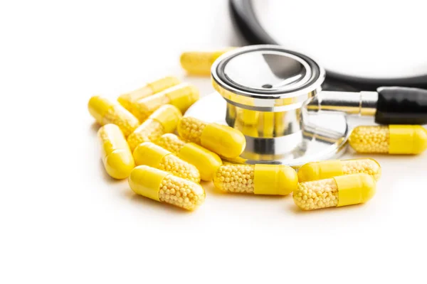 Vitaminkapsler Vitamin Piller Stetoskop Isolert Hvit Bakgrunn – stockfoto