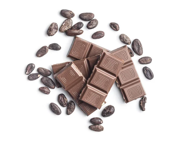Mléčná Čokoláda Tyčinky Kakaové Boby Izolované Bílém Pozadí — Stock fotografie