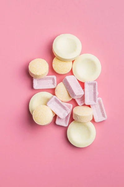 Mix Hard Colorful Candies Pink Background Top View — Stock Photo, Image