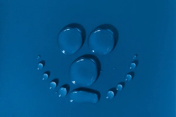 Smily face made of water drops — Stock Photo, Image