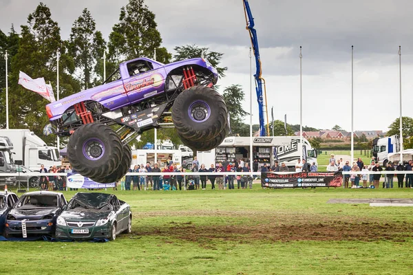 Monster Truck Slingshot на Truckfest Norwich UK 2017 — стоковое фото